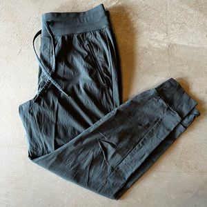 Athleta Trekkie North Jogger